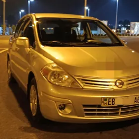 Nissan Versa 2010