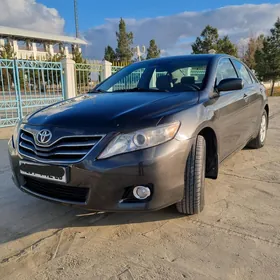 Toyota Camry 2010