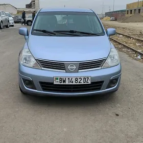 Nissan Versa 2010