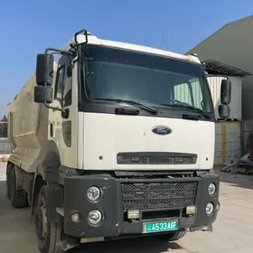 Ford Cargo 3535D 2015