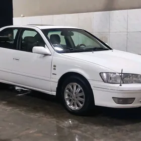 Toyota Camry 2000