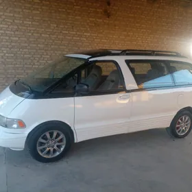 Toyota Previa 1991