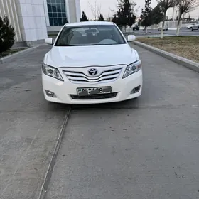 Toyota Camry 2010