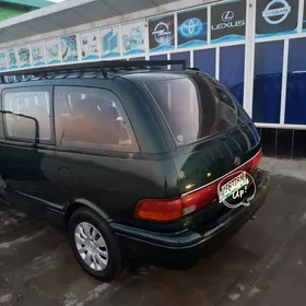 Toyota Previa 1993