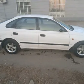 Toyota Carina 1992