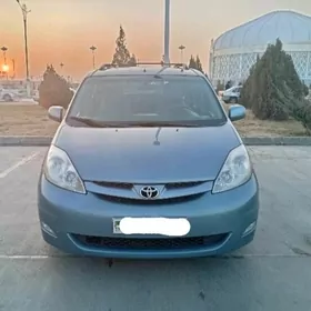 Toyota Sienna 2009