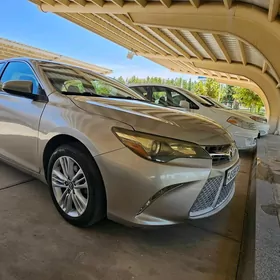 Toyota Camry 2016