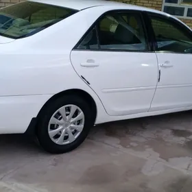 Toyota Camry 2003