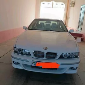 BMW E39 2001