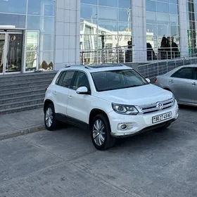 Volkswagen Tiguan 2012