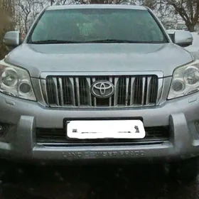 Toyota Land Cruiser Prado 2013