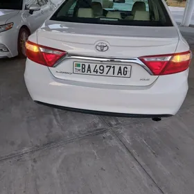 Toyota Camry 2015