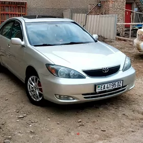 Toyota Camry 2004