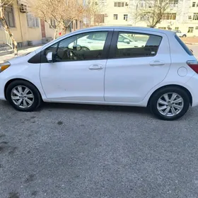 Toyota Yaris 2013