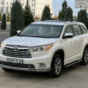 Toyota Highlander 2016