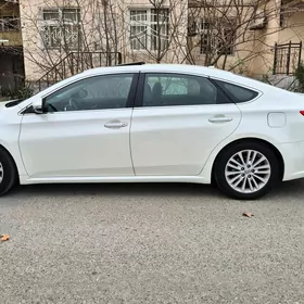 Toyota Avalon 2013