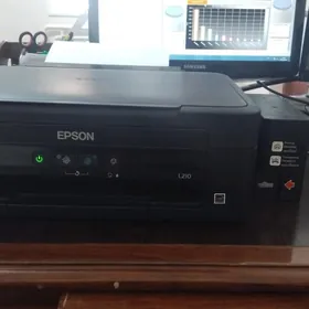 EPSON  Цветной Принтер