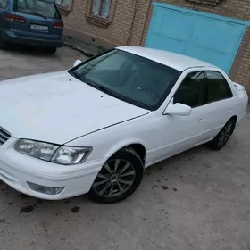 Toyota Camry 1998