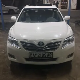 Toyota Camry 2010