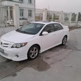 Toyota Corolla 2011