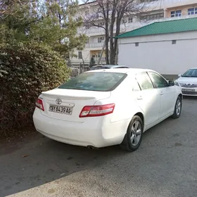 Toyota Camry 2010