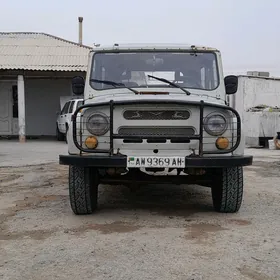 UAZ 469 2002