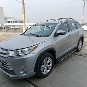 Toyota Highlander 2019