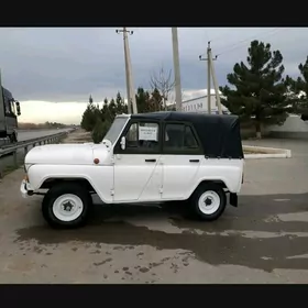 UAZ 469 1996