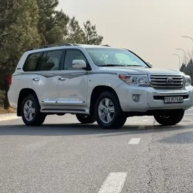 Toyota Land Cruiser 2010