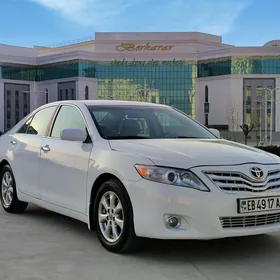 Toyota Camry 2010