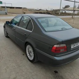 BMW 528 2003