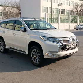 Mitsubishi Montero Sport 2019