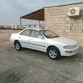 Toyota Carina 1992