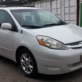 Toyota Sienna 2007