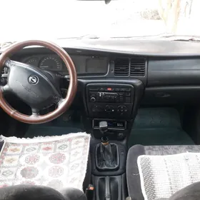 Opel Vectra 1998