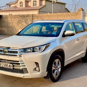 Toyota Highlander 2018