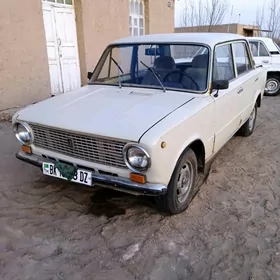 Lada 2104 1983