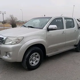 Toyota Hilux 2012