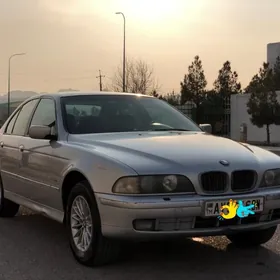 BMW E39 1999