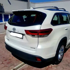 Toyota Highlander 2019