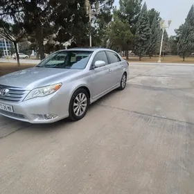 Toyota Avalon 2011