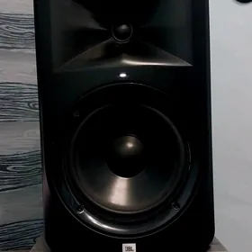 JBL LSR8 Studini monitor audio