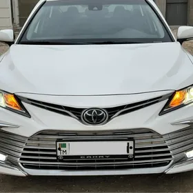 Toyota Camry 2020