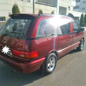 Toyota Previa 1991