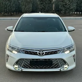 Toyota Camry 2017