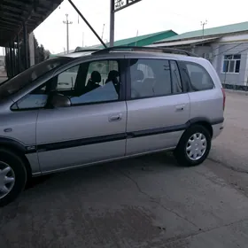 Opel Zafira 2003