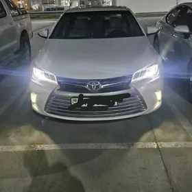 Toyota Camry 2017