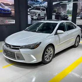 Toyota Camry 2017