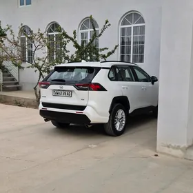 Toyota RAV4 2019