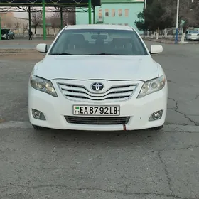 Toyota Camry 2010